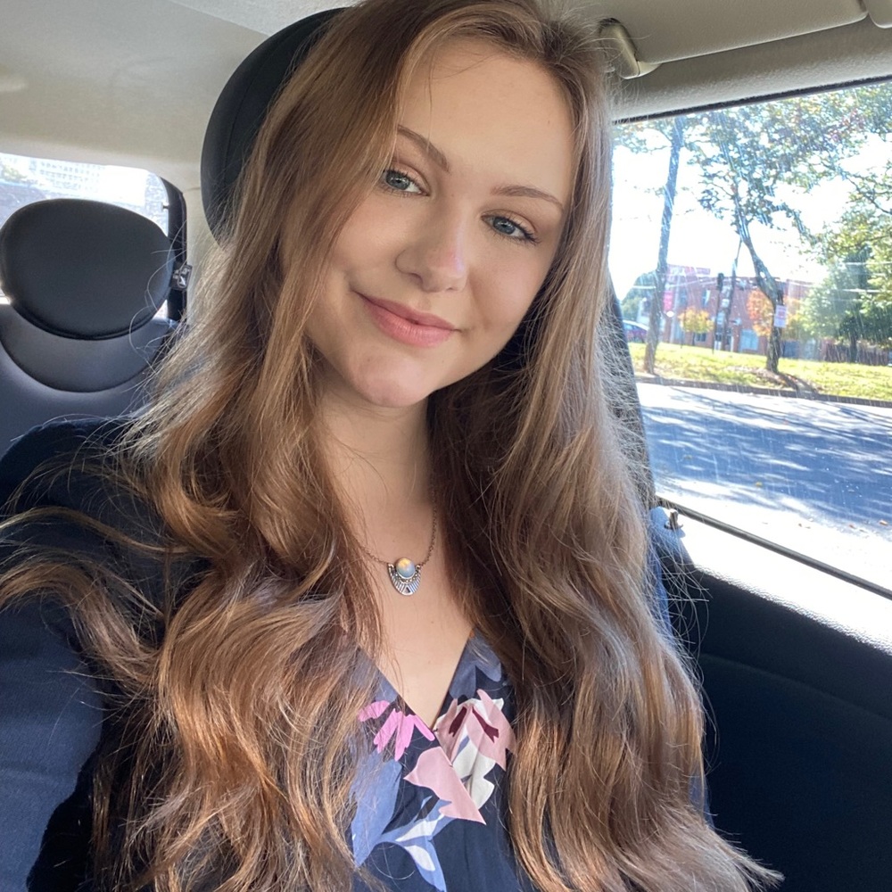 Meet your Posher, Mikaela